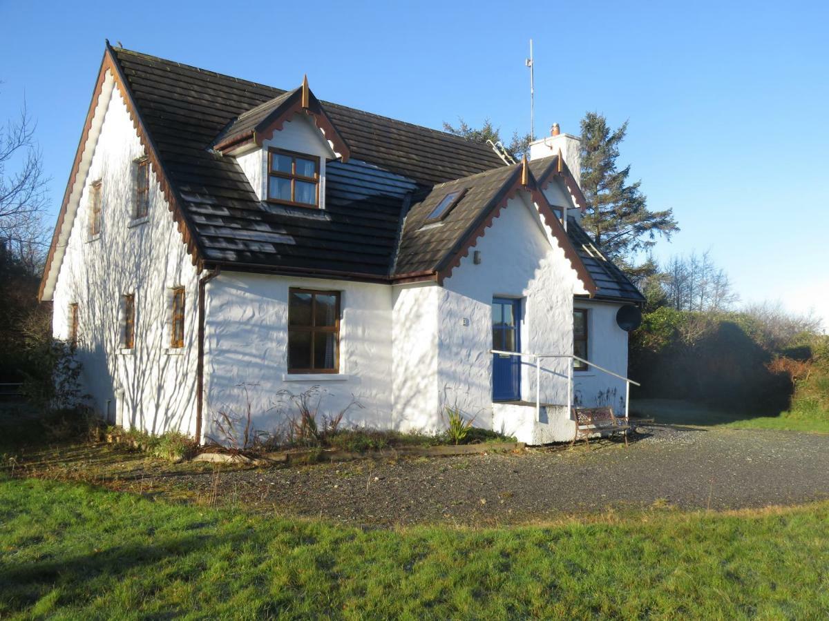 Letterfrack Farm Cottage In Village On A Farm Beside Connemara National Park 외부 사진